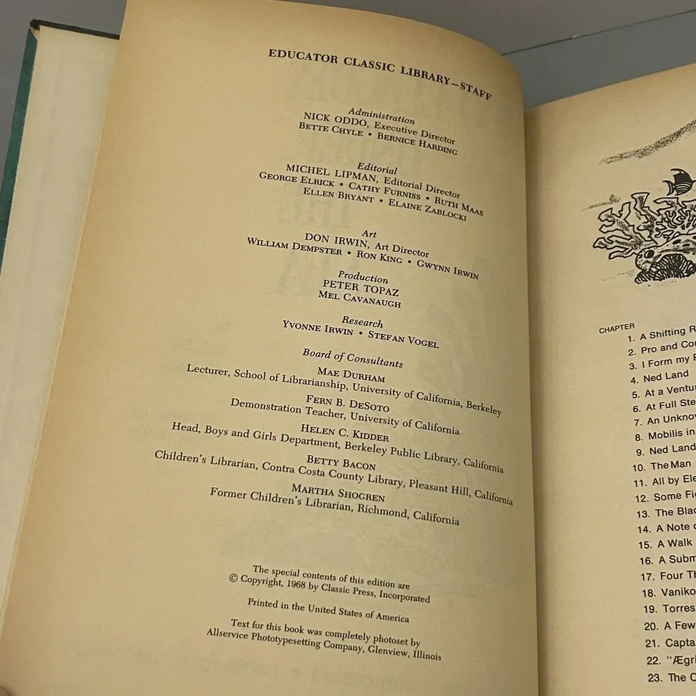 20,000 Leagues Under The Sea by Jules Verne Educator Classic Library 1968 Book